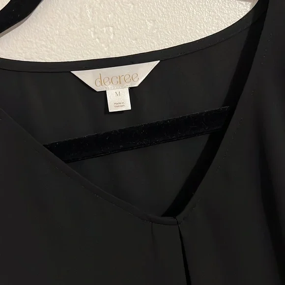 Decree Dress - Picture 2 of 5